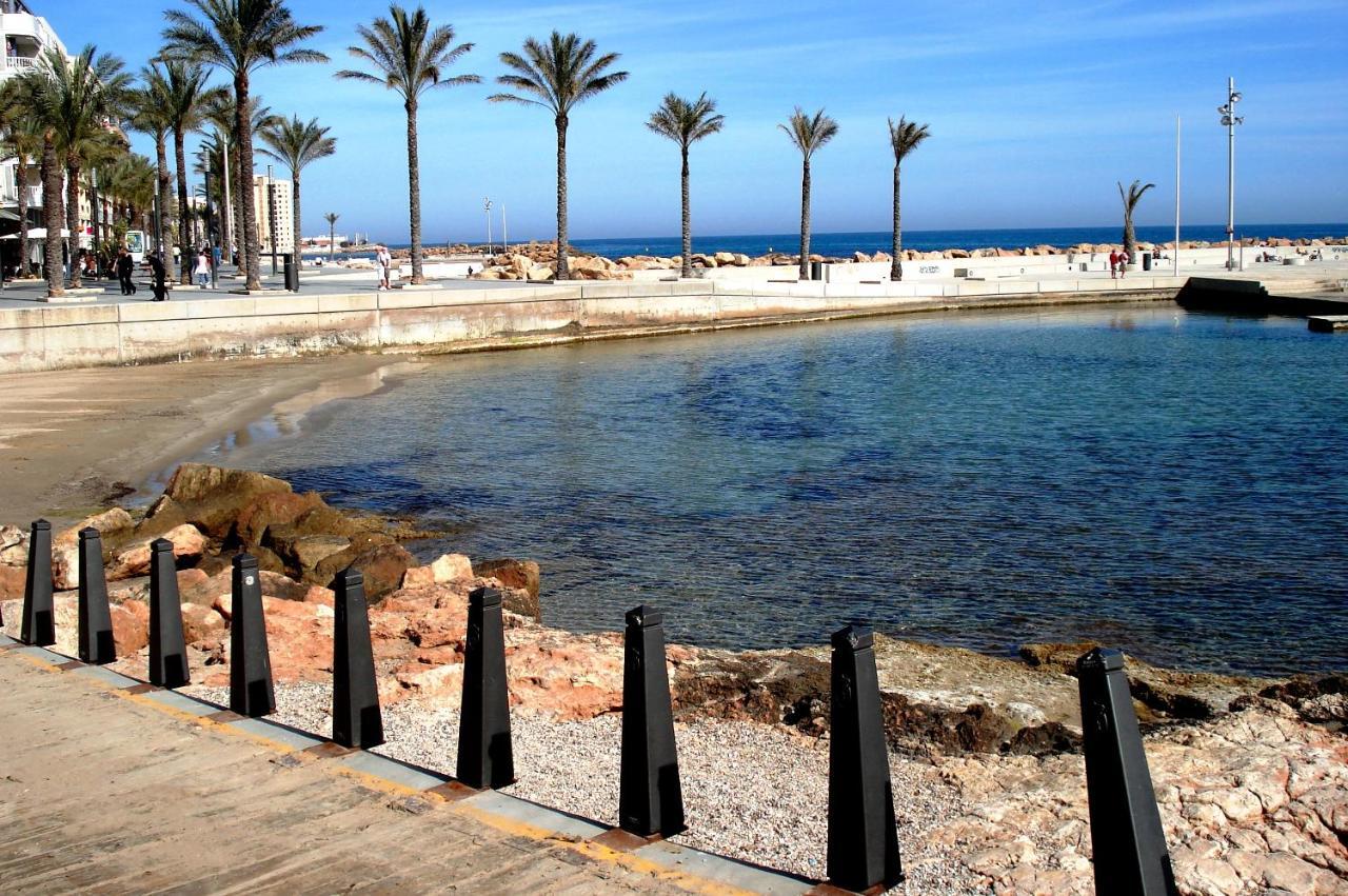 Homely Apartments Alcatri Torrevieja Bagian luar foto